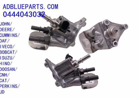 0444043032 OEM BOSCH DEF Unidad de dosificación / boquilla de urea / módulo de dosificación 0444043032 Adblue Inyector Boquilla de dosificación para John Deere Cummins DAF IVECO BOBCAT ISUZU HINO DOOSAN CNH PER CATKINS UD