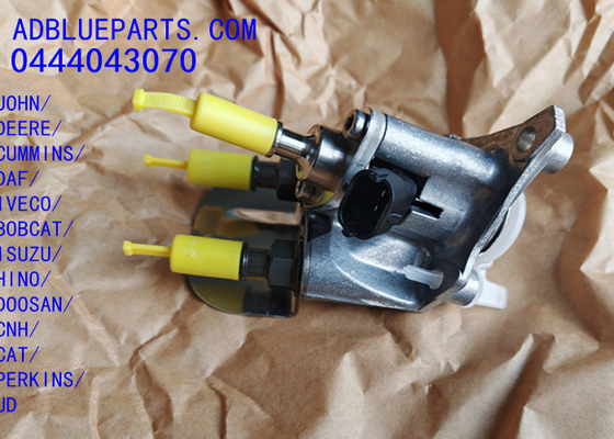 0444043070 OEM BOSCH DEF Unidad de dosificación / boquilla de urea / módulo de dosificación 0444043070 Adblue Inyector Boquilla de dosificación para John Deere Cummins DAF IVECO BOBCAT ISUZU HINO DOOSAN CNH PER CATKINS UD