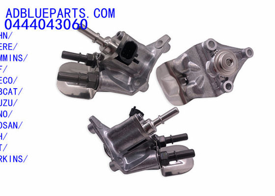 0444043060 OEM BOSCH DEF Unidad de dosificación / boquilla de urea / módulo de dosificación 0444043060 Adblue Inyector Boquilla de dosificación para John Deere Cummins DAF IVECO BOBCAT ISUZU HINO DOOSAN CNH PER CATKINS UD